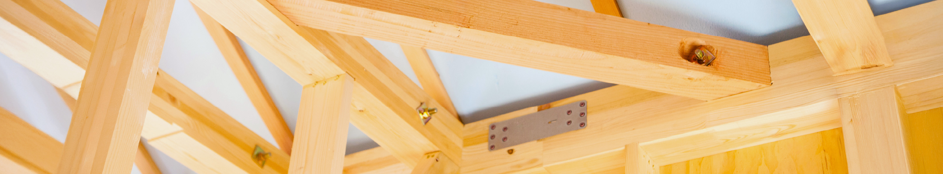 ハイブリッドパネル工法で組まれた柱